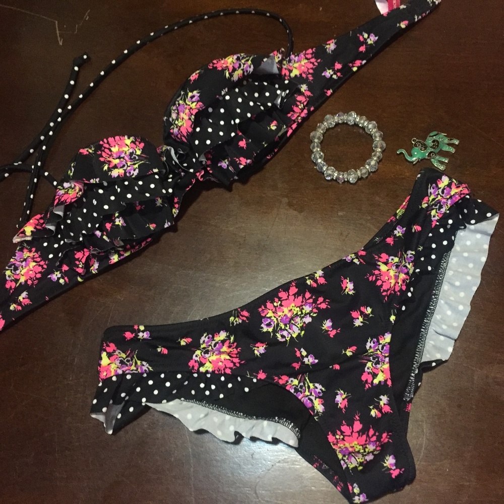 Victoria's Secret Push Up Bikini 32A